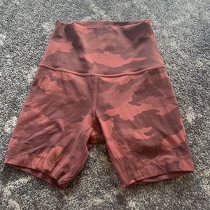 NWOT Lululemon biker shorts